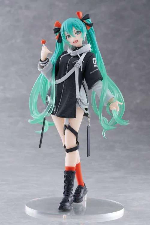 *PRE-ORDER* HATSUNE MIKU - Fashion Punk Figure - 18cm