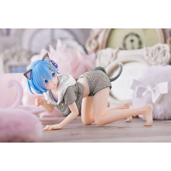 *PRE-ORDER* Re:Zero Starting Life in Another World Rem Cat Roomwear Renewal ED. Desktop Cute