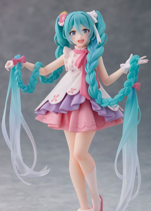 *PRE-ORDER* Hatsune Miku PVC Statue Hatsune Miku Wonderland Rapuinzel Ver. 18 cm