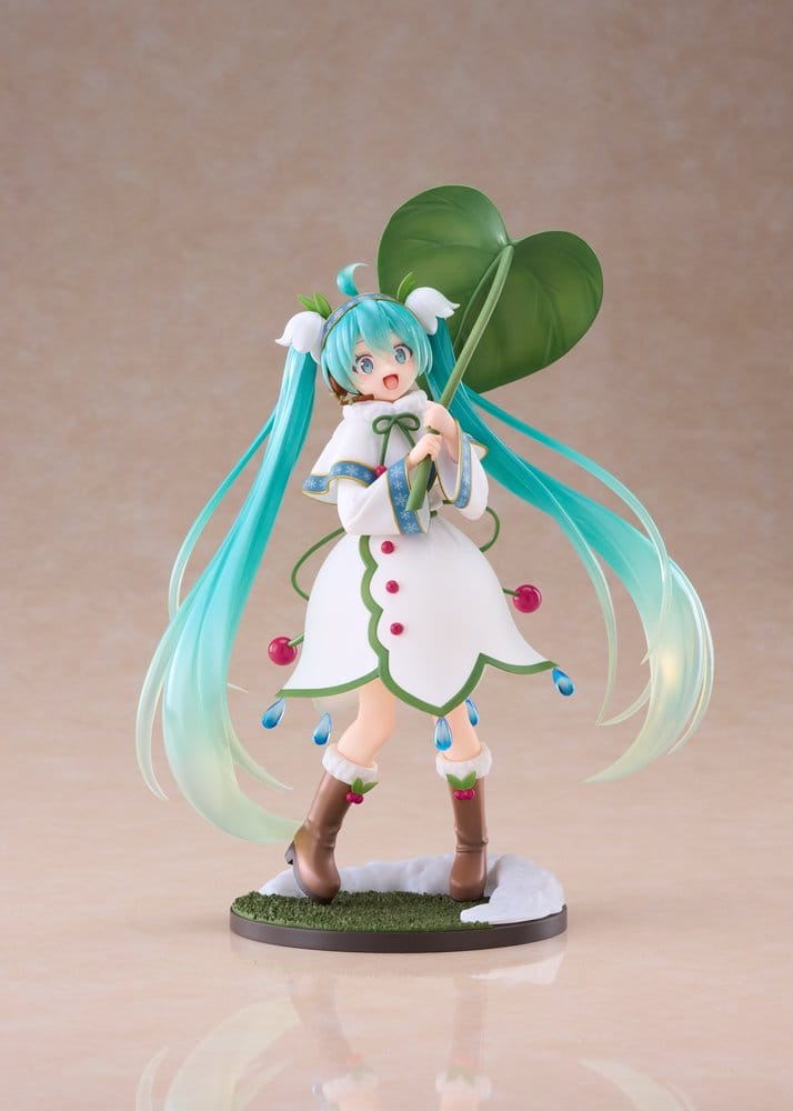 *PRE-ORDER* Hatsune Miku AMP+ PVC Figure Snow Miku All Stars 2015 Ver. 22 cm