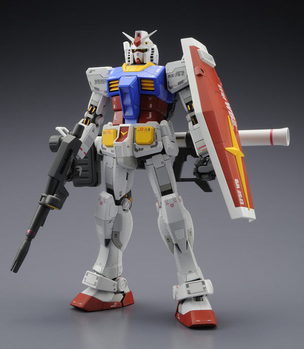 GUNDAM - Model Kit - MG 1/100 - RX-78-2 Gundam Ver 3.0 - 18 CM